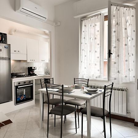 Tolly House-Rapallo City Centre エクステリア 写真