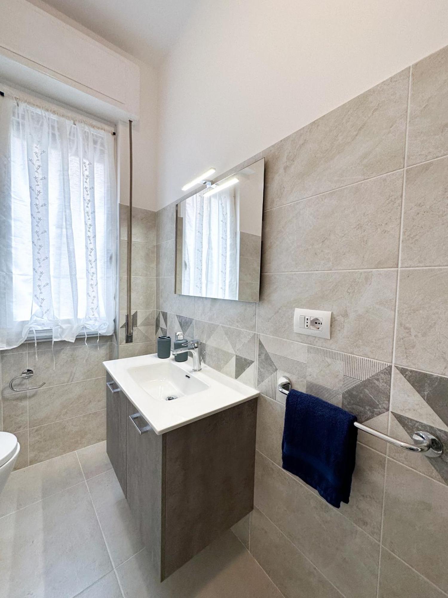 Tolly House-Rapallo City Centre エクステリア 写真